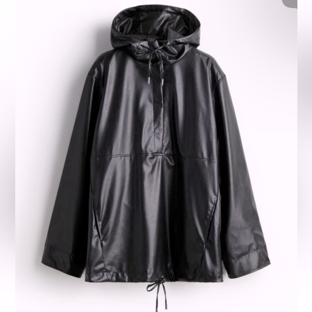 NWOT H&M Divided Black COATED ANORAK Jacket Size Medium
